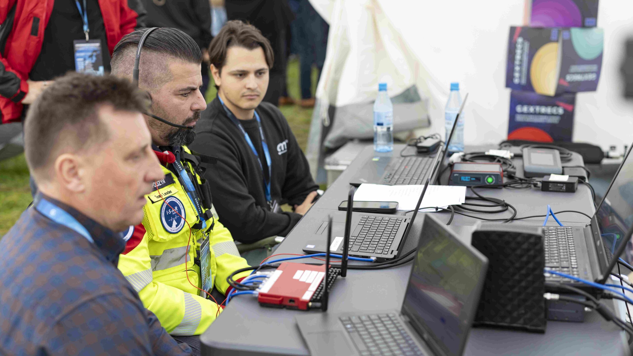 Robust and secure positioning and timing services  for disaster response